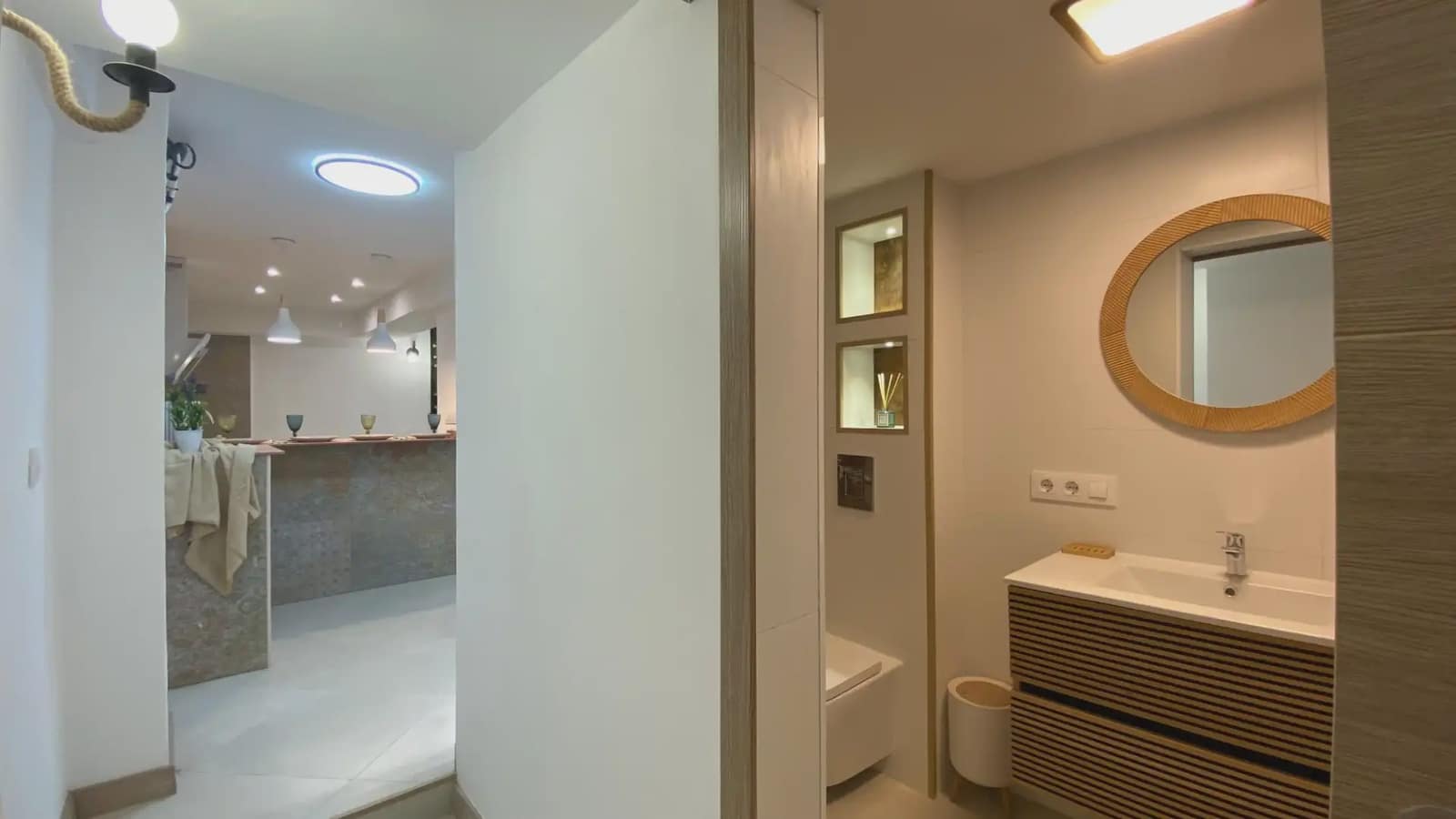 4 slaapkamer Flat te koop in Barcelona stad - € 420.000 (Ref: 9781412)