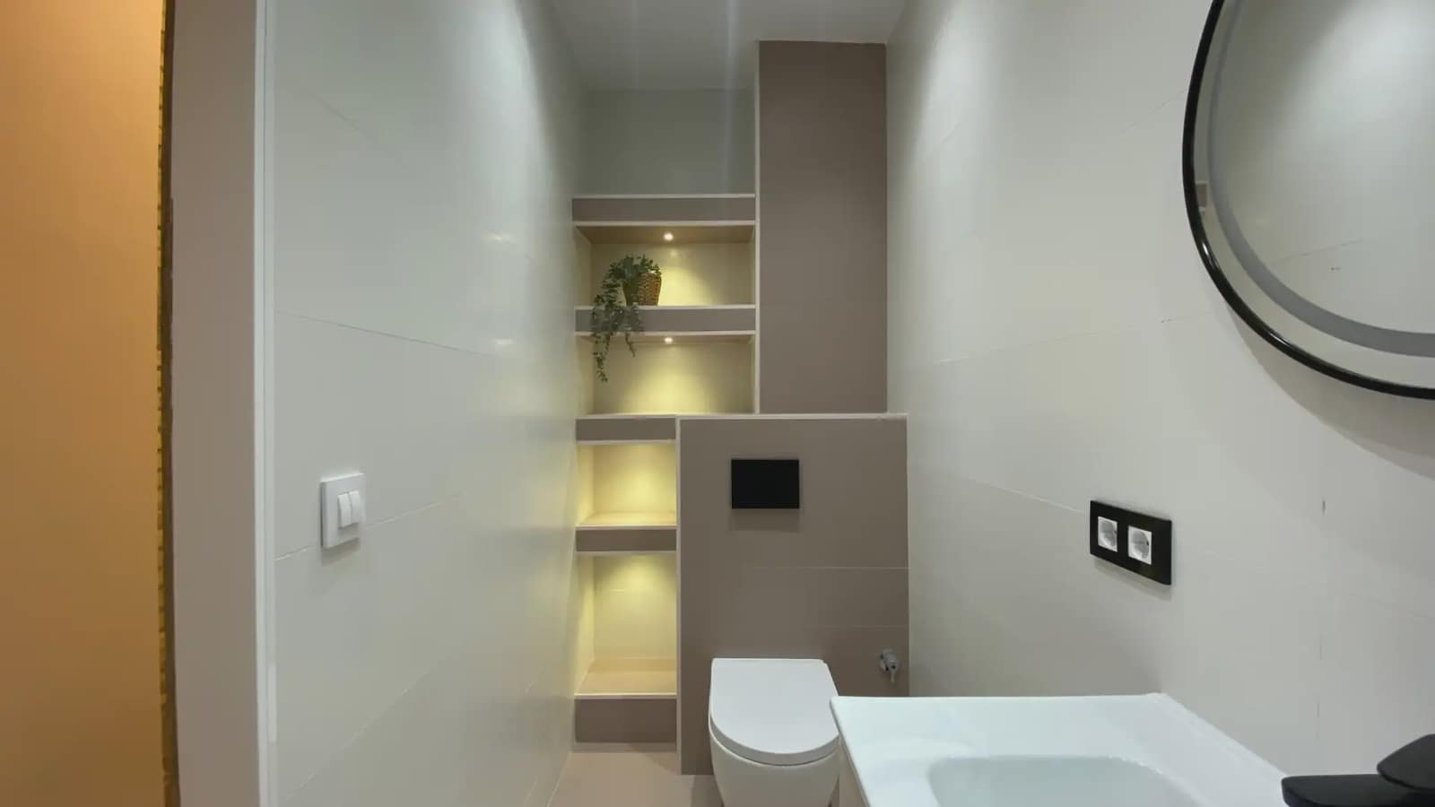 4 slaapkamer Flat te koop in Barcelona stad - € 420.000 (Ref: 9781412)