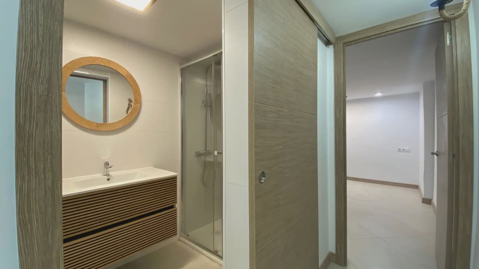 4 slaapkamer Flat te koop in Barcelona stad - € 420.000 (Ref: 9781412)