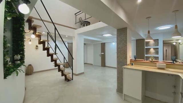 4 slaapkamer Flat te koop in El Poble Sec, Barcelona stad - € 420.000 (Ref: 9781412)