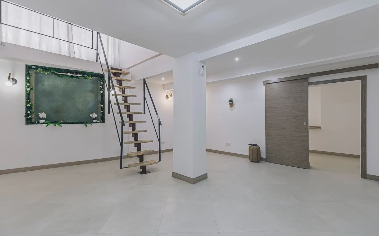 4 sovrum Lägenhet till salu i Barcelona stad - 389 000 € (Ref: 9781412)