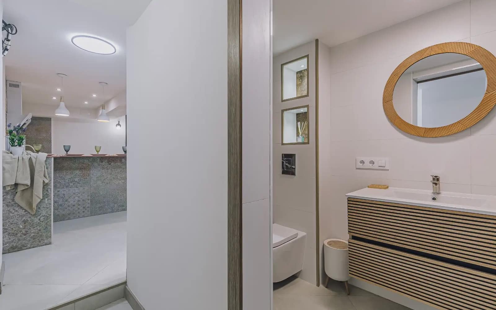 4 sovrum Lägenhet till salu i Barcelona stad - 389 000 € (Ref: 9781412)