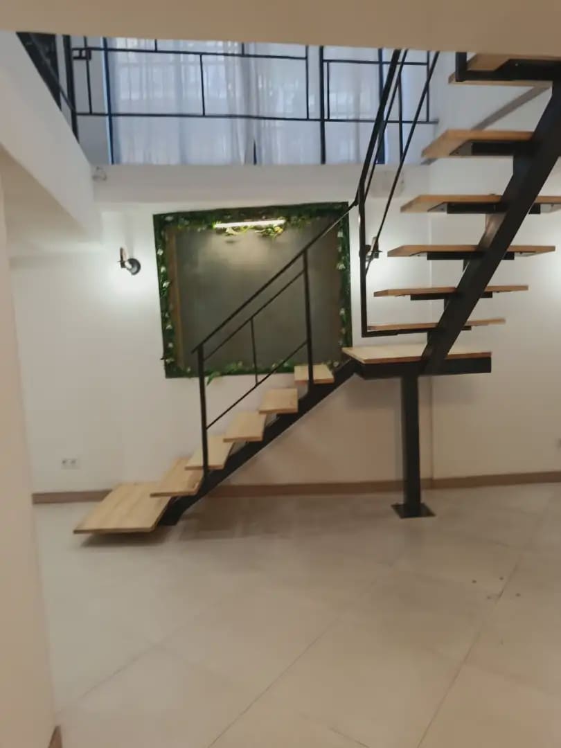 4 sovrum Lägenhet till salu i Barcelona stad - 389 000 € (Ref: 9781412)