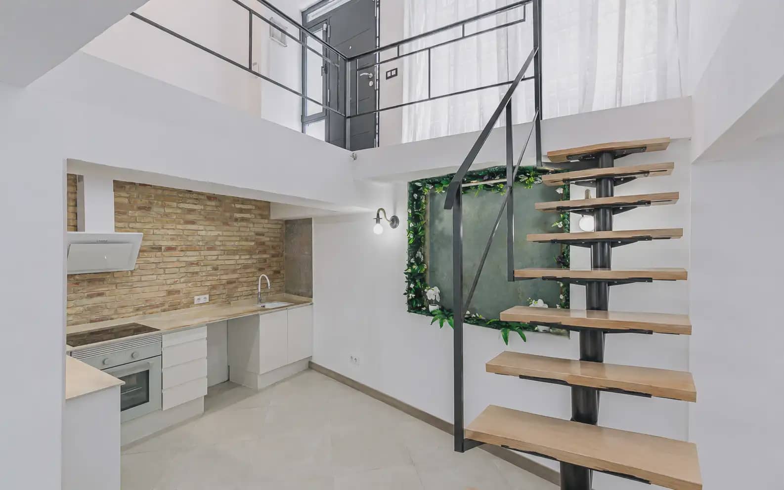 4 sovrum Lägenhet till salu i Barcelona stad - 389 000 € (Ref: 9781412)