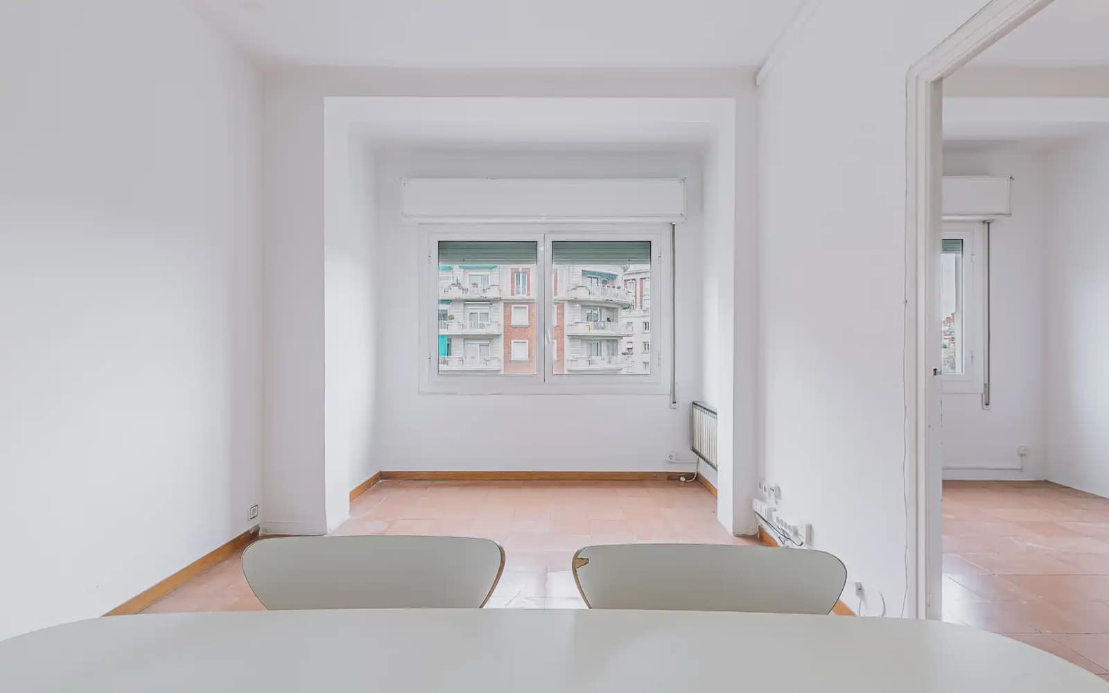 3 slaapkamer Flat te huur in Barcelona stad - € 913 (Ref: 9782360)