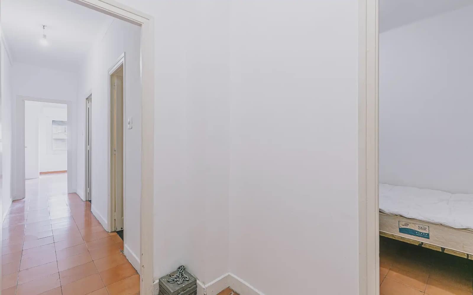 3 slaapkamer Flat te huur in Barcelona stad - € 913 (Ref: 9782360)