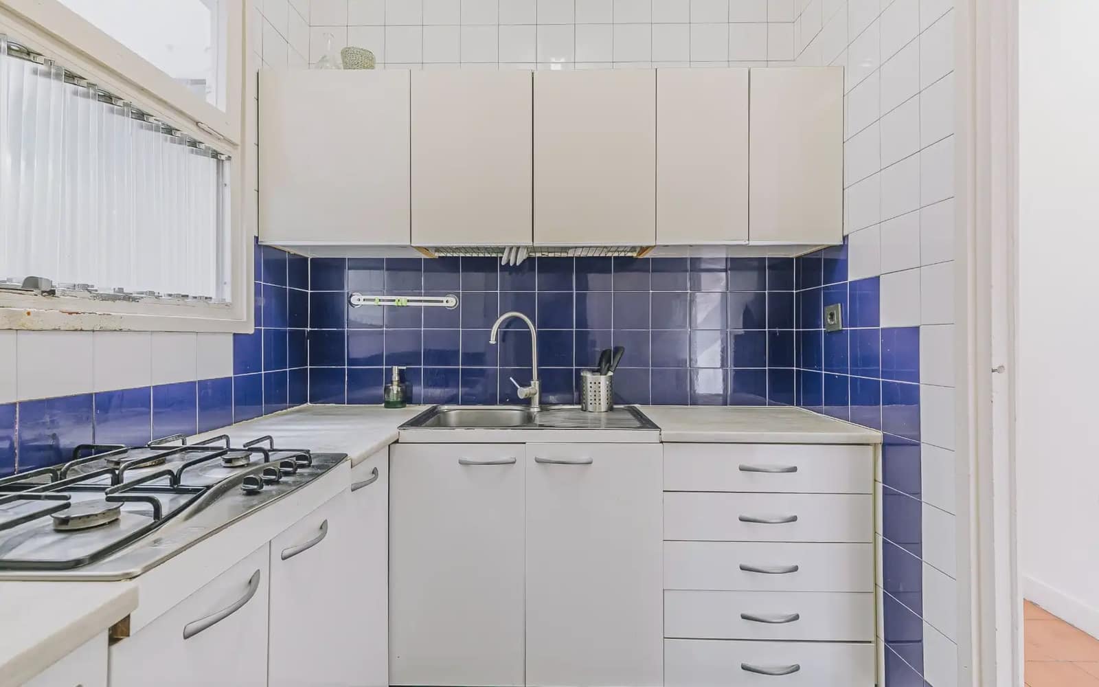 3 slaapkamer Flat te huur in Barcelona stad - € 913 (Ref: 9782360)