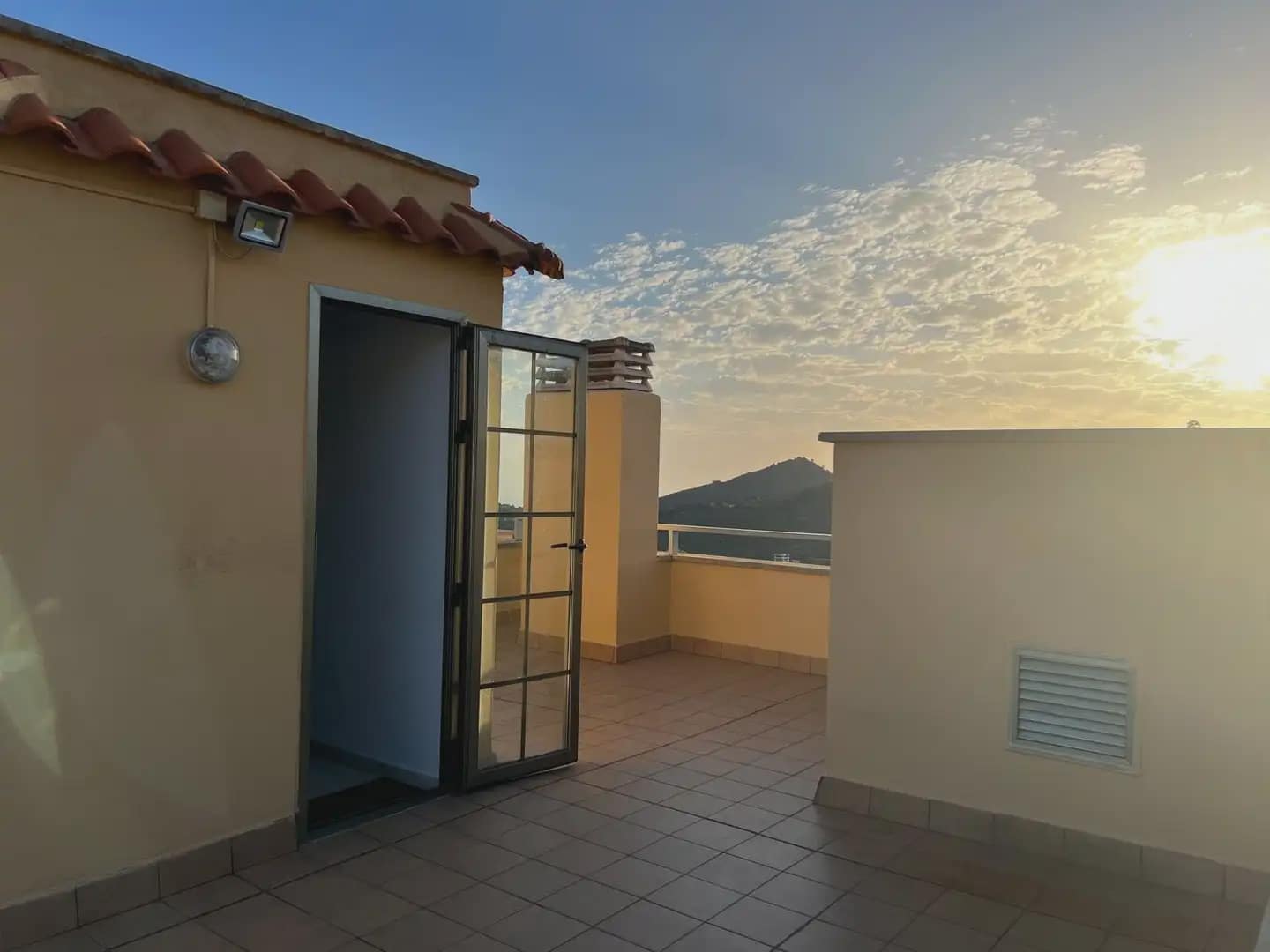 2 slaapkamer Penthouse te koop in Santa Brigida met garage - € 325.000 (Ref: 9782362)