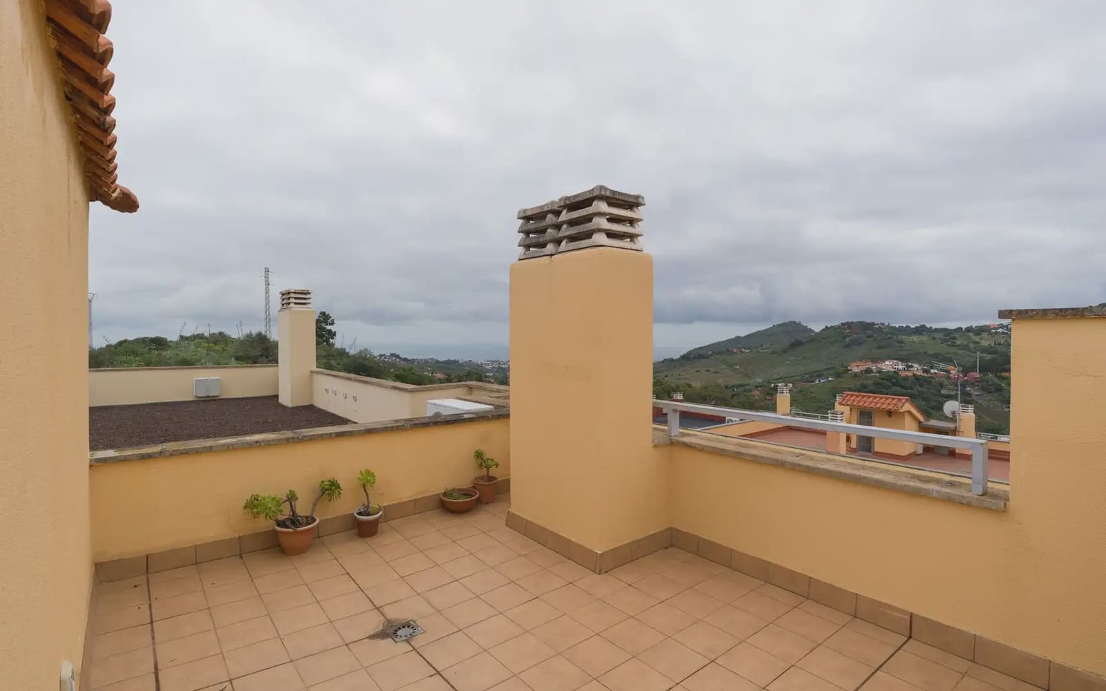 2 sypialnia Penthouse na sprzedaż w Santa Brigida z garażem - 325 000 € (Ref: 9782362)