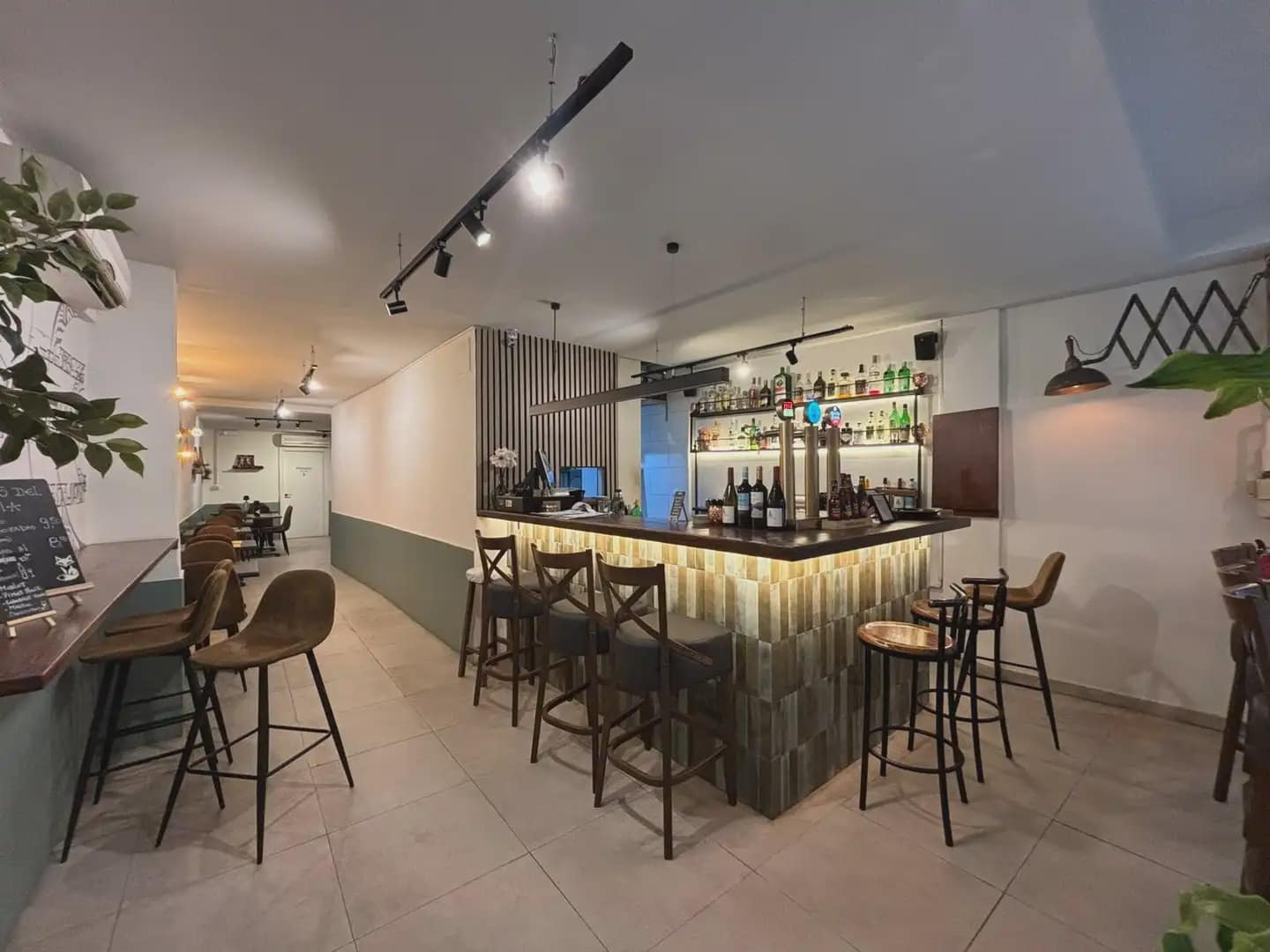 Commerciale in vendita in Barcelona citta - 60.000 € (Rif: 9784511)