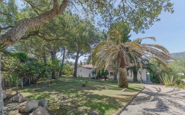 8 soverom Villa til salgs i Calonge i Sant Antoni med svømmebasseng garasje - € 2 000 000 (Ref: 9788809)