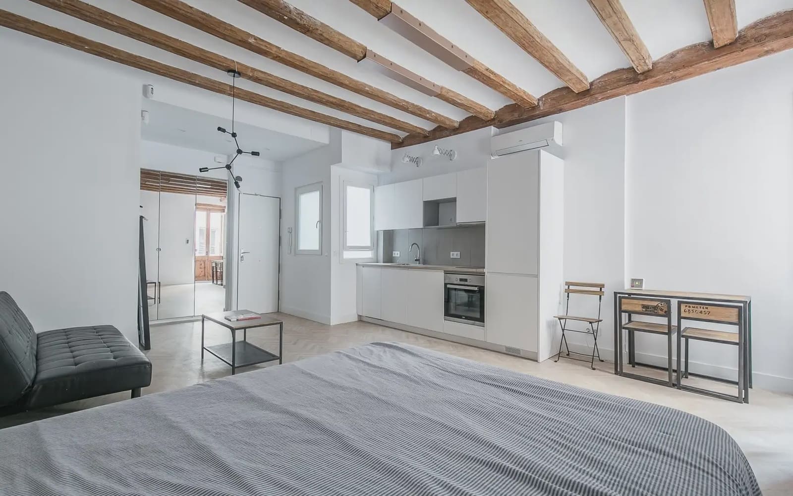 1 makuuhuone Asunto myytävänä paikassa Barcelona kaupunki - 150 000 € (Ref: 9789796)