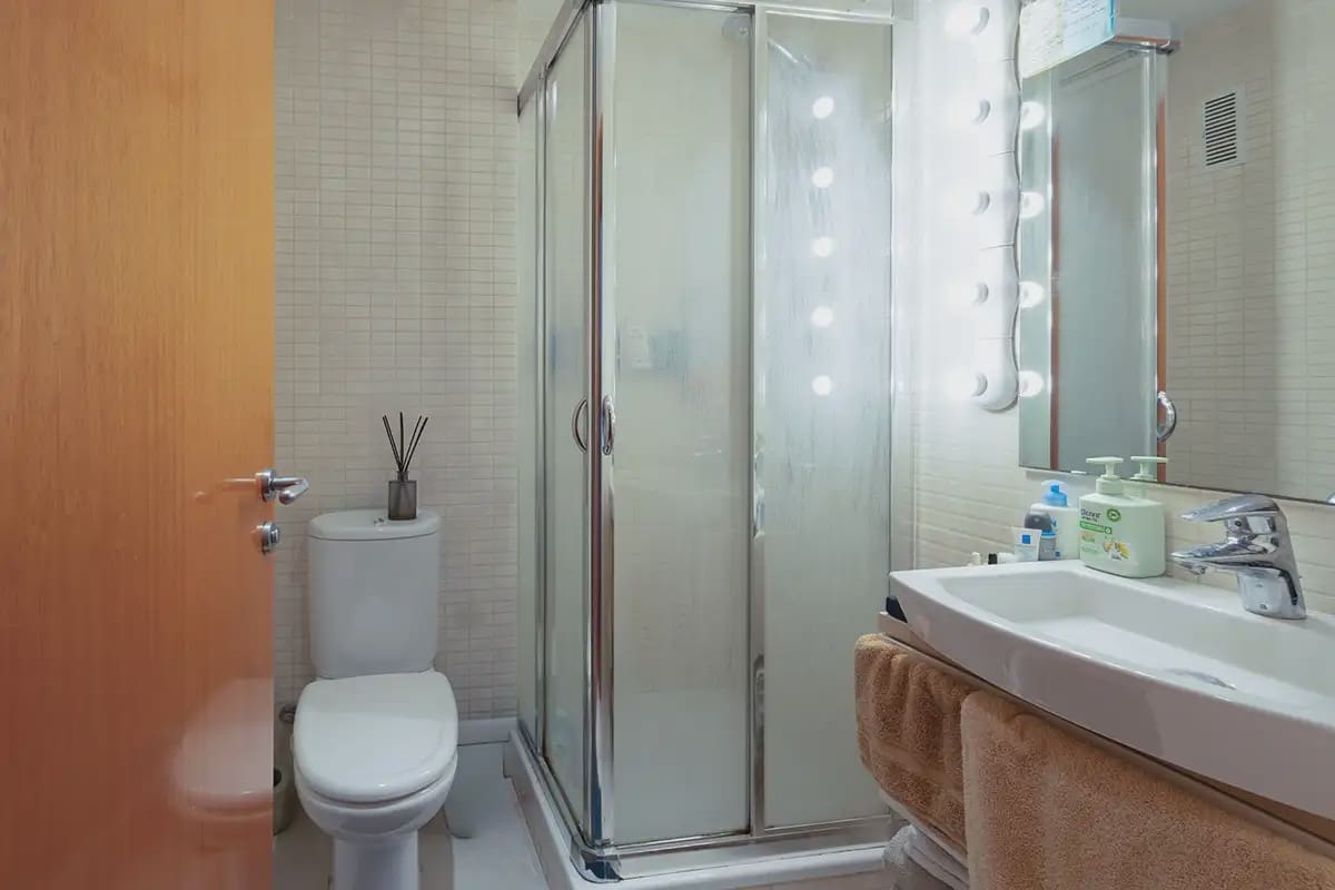 3 bedroom Flat for sale in Barcelona city with garage - € 650,000 (Ref: 9789797)