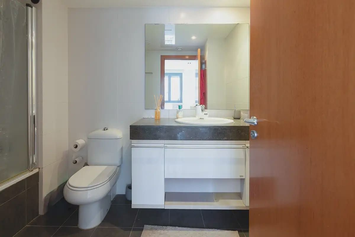 3 bedroom Flat for sale in Barcelona city with garage - € 650,000 (Ref: 9789797)