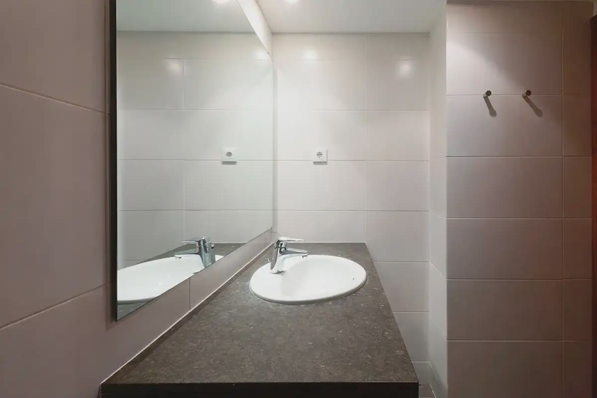 3 bedroom Flat for sale in Barcelona city with garage - € 650,000 (Ref: 9789797)