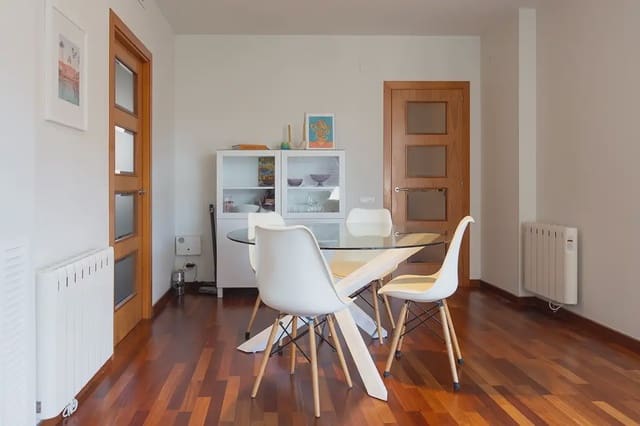3 sovrum Lägenhet till salu i La Nova Esquerra de L'Eixample, Barcelona stad med garage - 650 000 € (Ref: 9789797)
