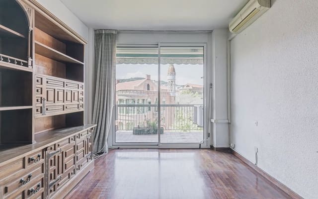 4 camera da letto Appartamento in vendita in El Camp de L'Arpa del Clot, Barcelona città - 575.000 € (Rif: 9793496)