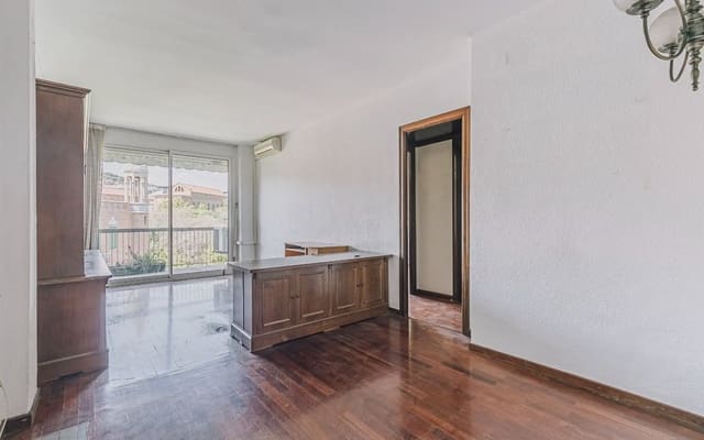 4 camera da letto Appartamento in vendita in El Camp de L'Arpa del Clot, Barcelona città - 575.000 € (Rif: 9793496)