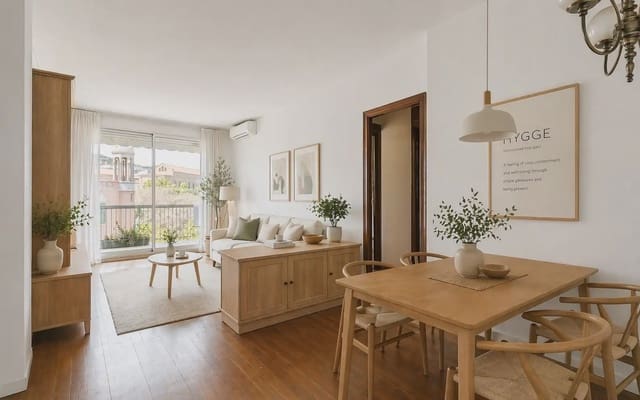 4 sypialnia Mieszkanie na sprzedaż w El Camp de L'Arpa del Clot, Miasto Barcelona - 575 000 € (Ref: 9793496)