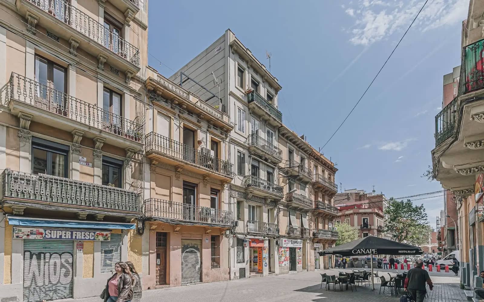 2 soveværelse Lejlighed til salg i Barcelona by - € 350.000 (Ref: 9793671)