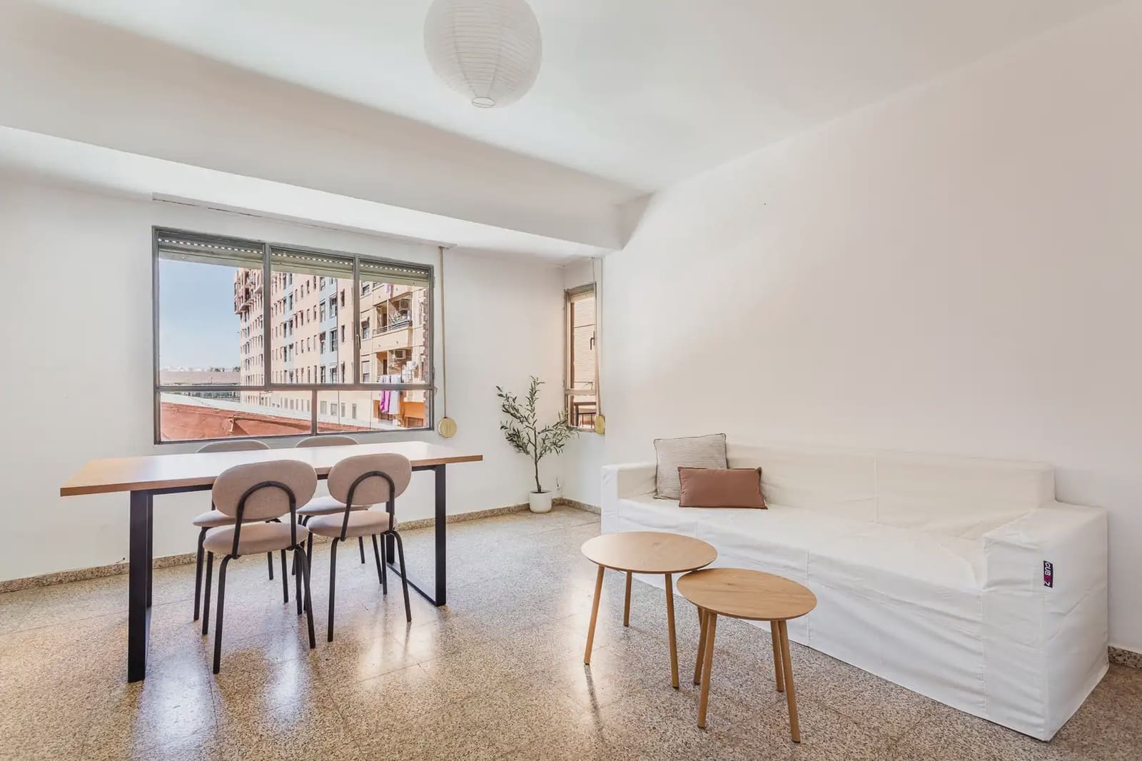 5 sypialnia Mieszkanie na sprzedaż w Miasto Walencja - 298 000 € (Ref: 9793672)