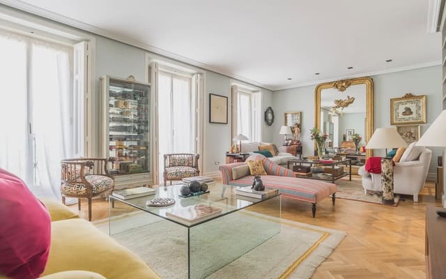 4 makuuhuone Asunto myytävänä paikassa Argüelles, Madrid kaupunki - 1 950 000 € (Ref: 9797997)