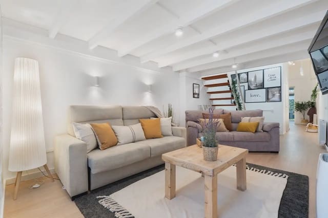 Piso de 3 habitaciones en La Font de la Guatlla, Barcelona ciudad en venta - 349.000 € (Ref: 9797998)