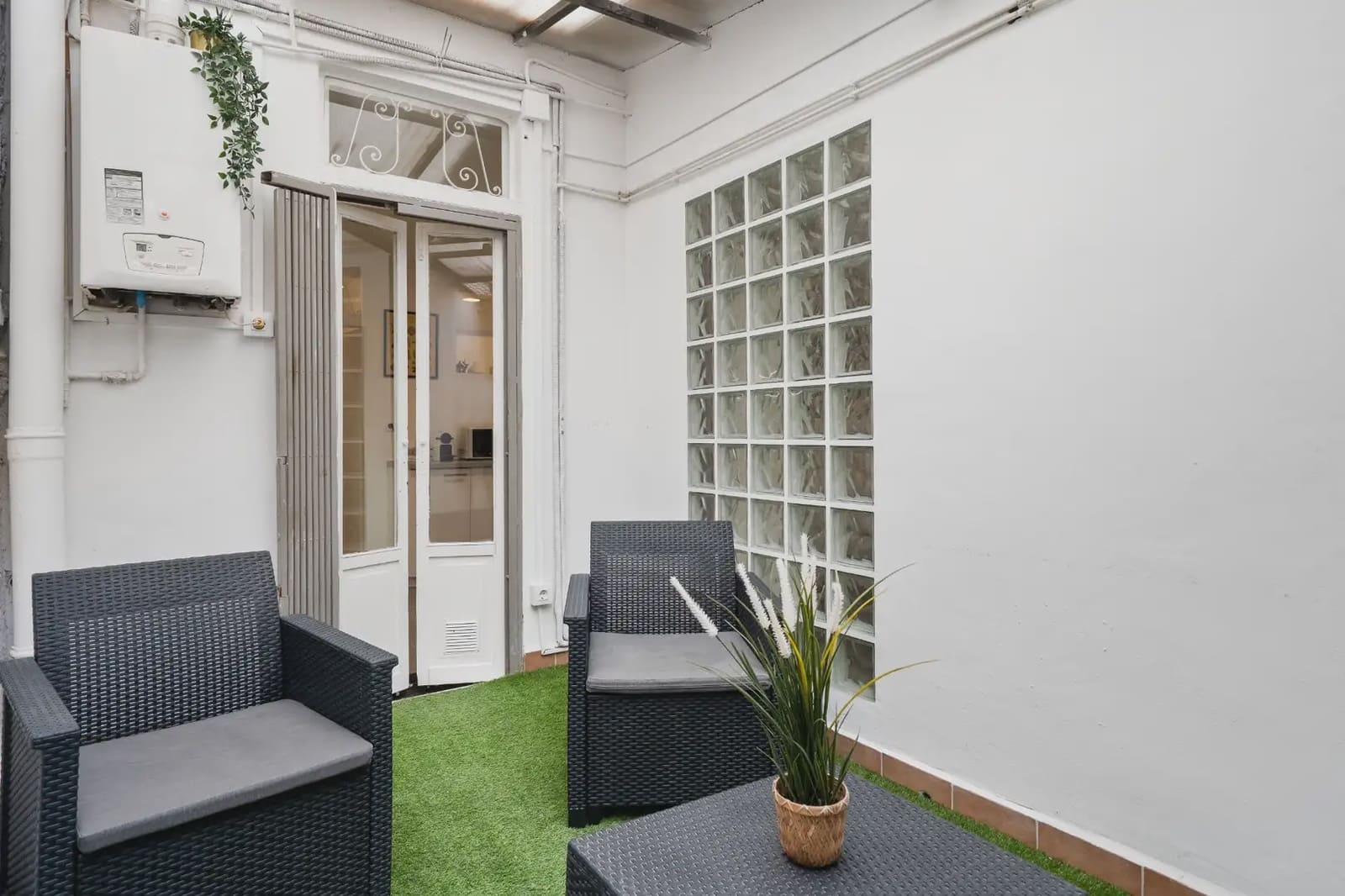 Piso de 3 habitaciones en Barcelona ciudad en venta - 349.000 € (Ref: 9797998)