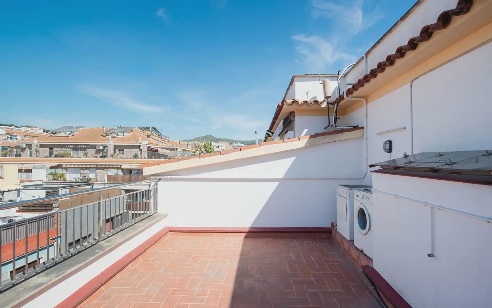 Ático de 3 habitaciones en Barcelona ciudad en venta con garaje - 590.000 € (Ref: 9798000)