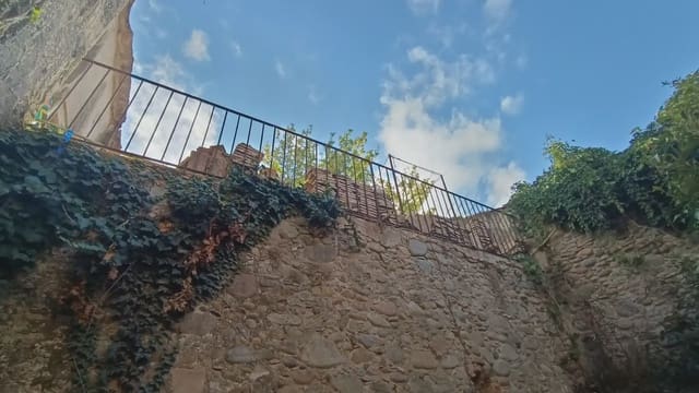 Casa de 5 habitaciones en Salt en venta - 150.000 € (Ref: 9798199)