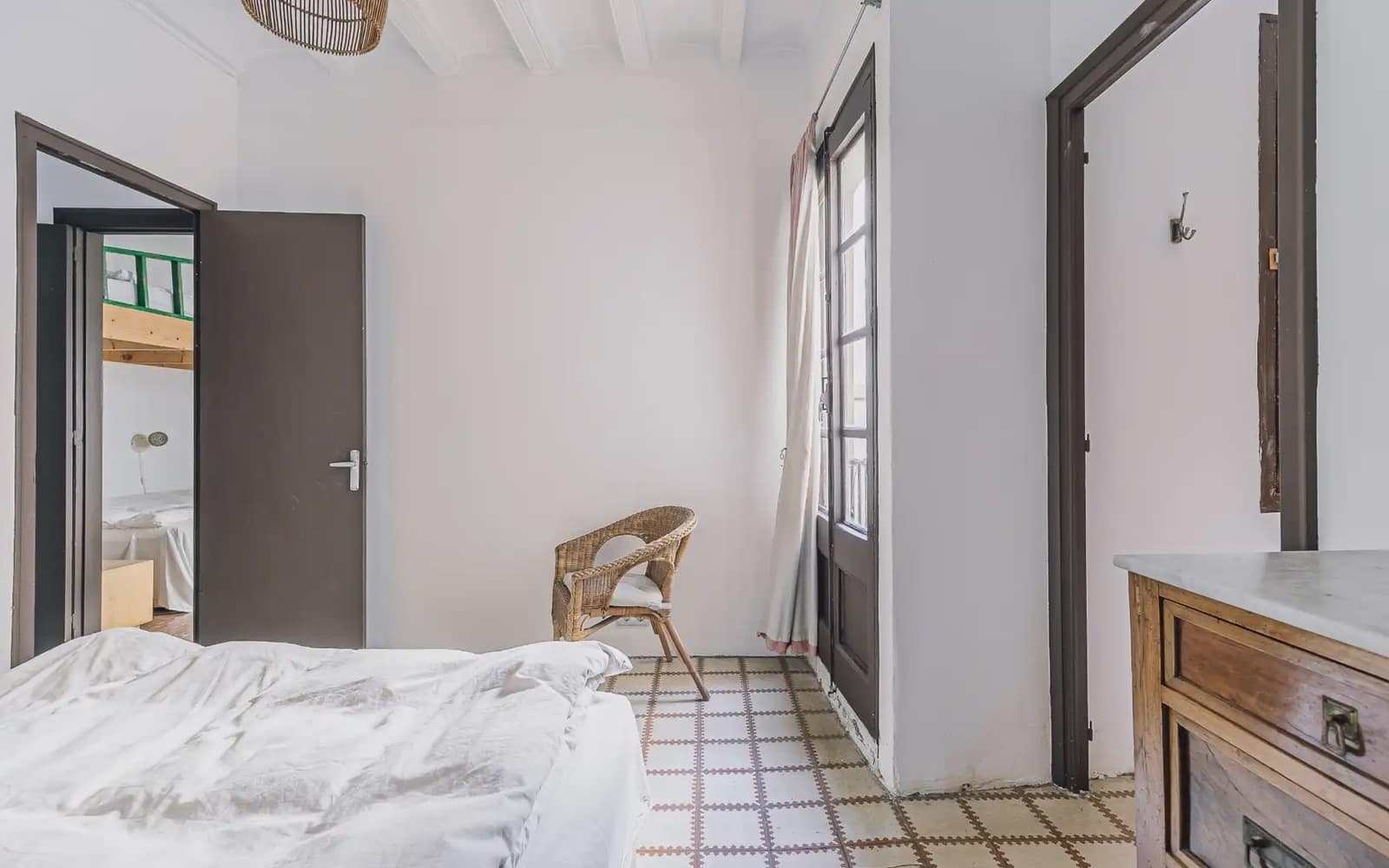 4 quarto Apartamento para venda em Barcelona cidade - 475 000 € (Ref: 9805272)