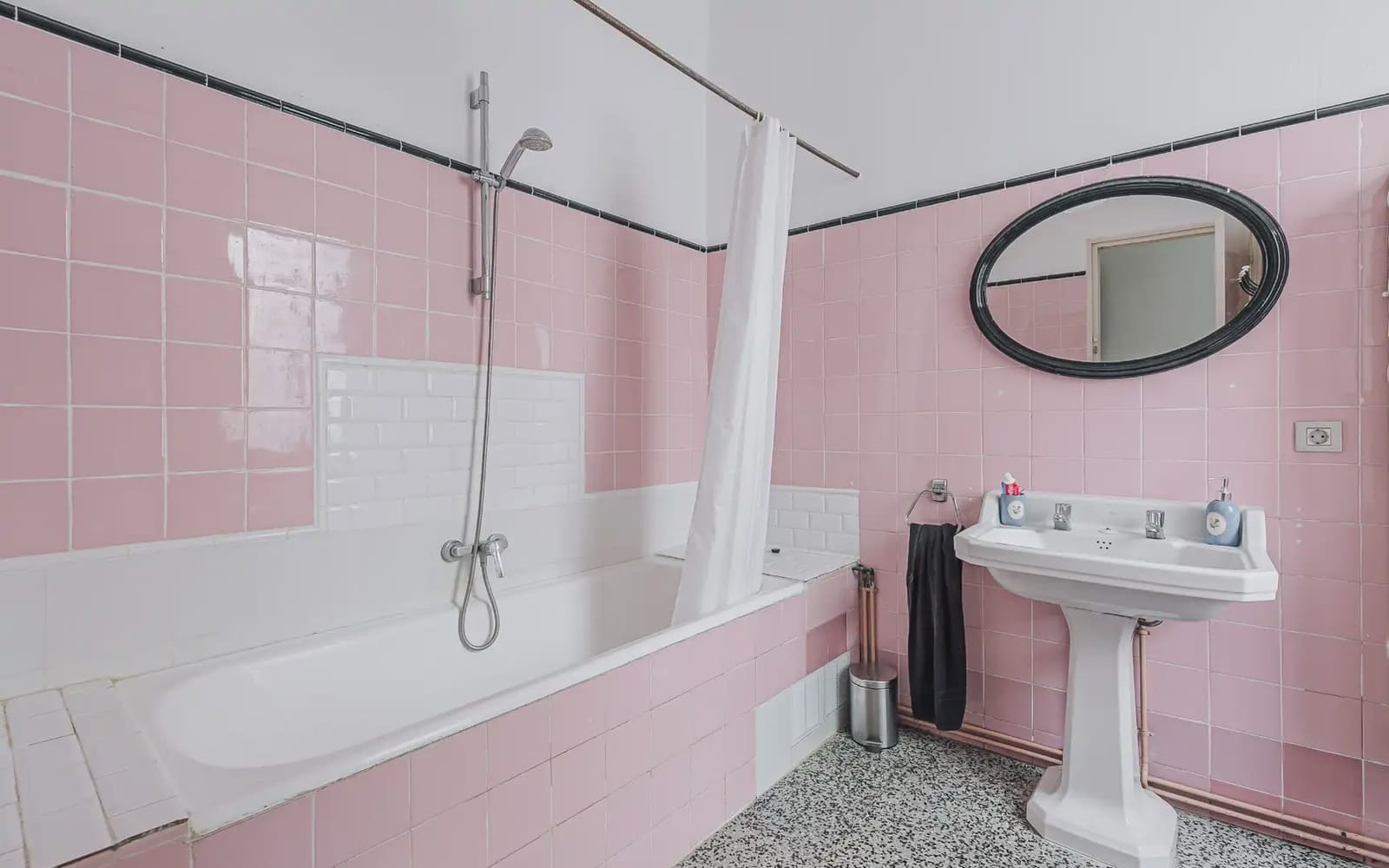 4 quarto Apartamento para venda em Barcelona cidade - 475 000 € (Ref: 9805272)