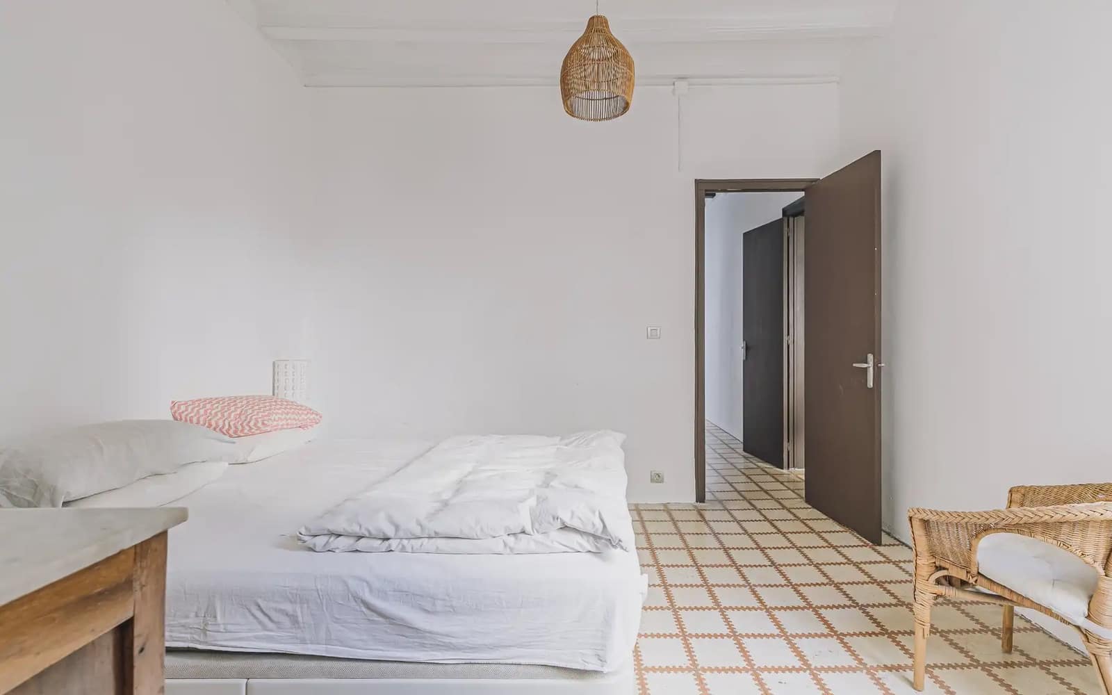 4 quarto Apartamento para venda em Barcelona cidade - 475 000 € (Ref: 9805272)