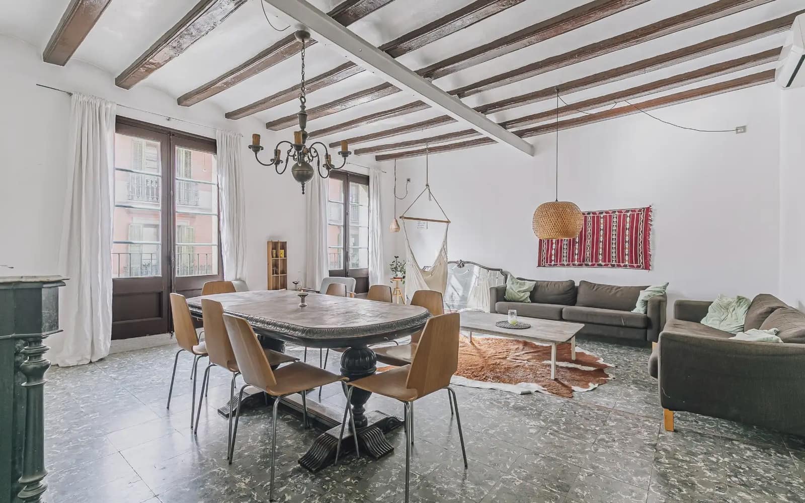 4 quarto Apartamento para venda em Barcelona cidade - 475 000 € (Ref: 9805272)