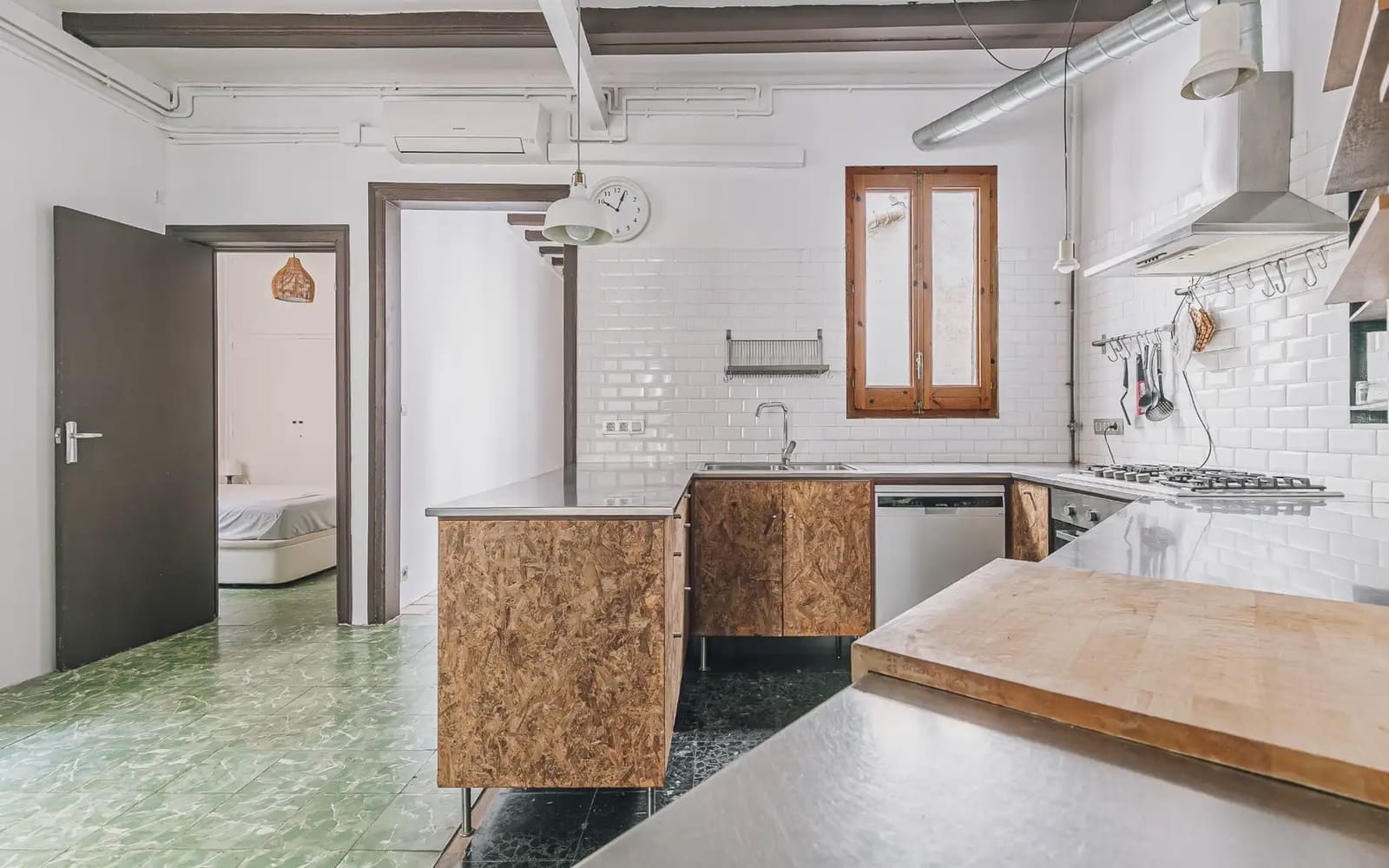 4 quarto Apartamento para venda em Barcelona cidade - 475 000 € (Ref: 9805272)