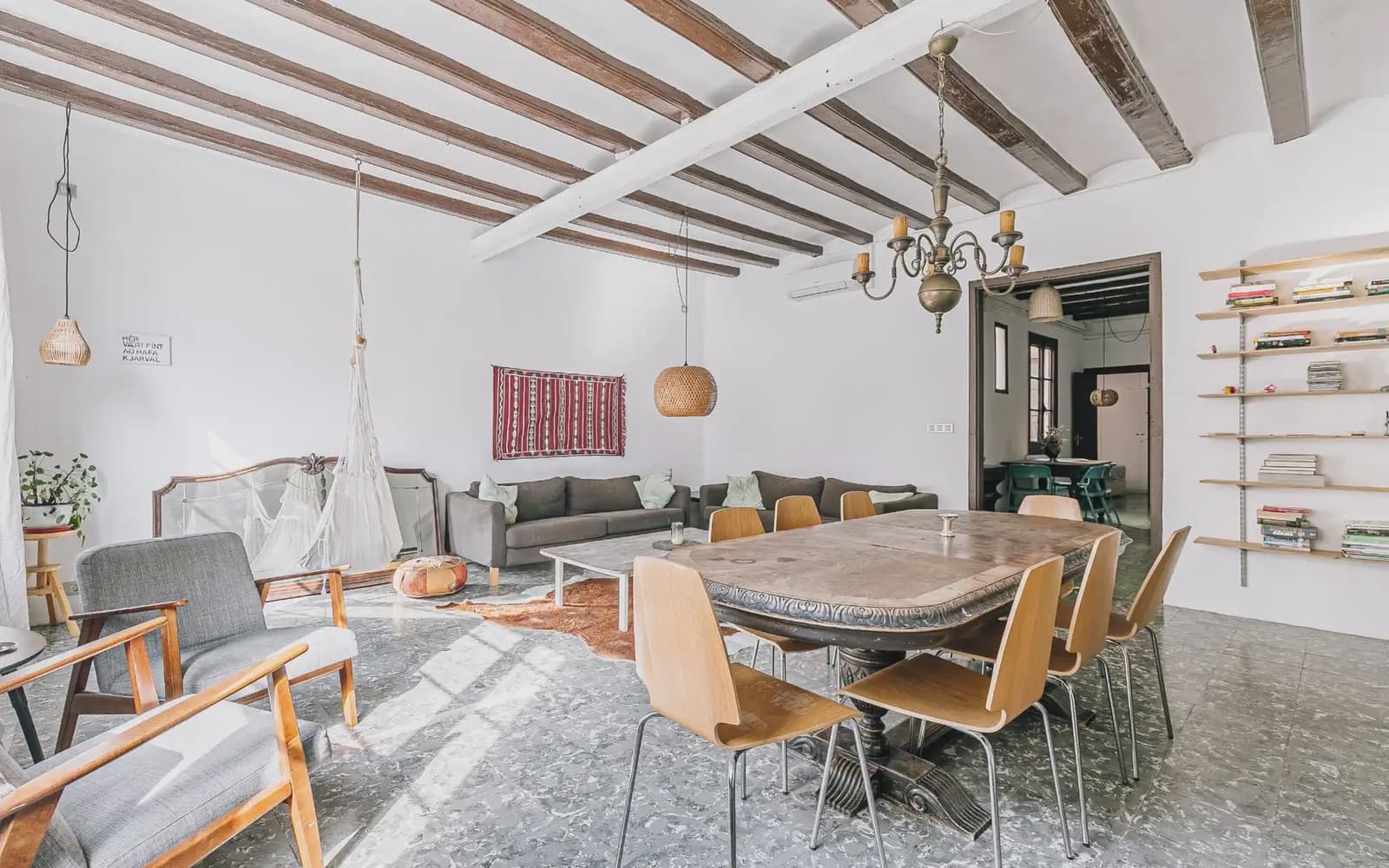 4 quarto Apartamento para venda em Barcelona cidade - 475 000 € (Ref: 9805272)