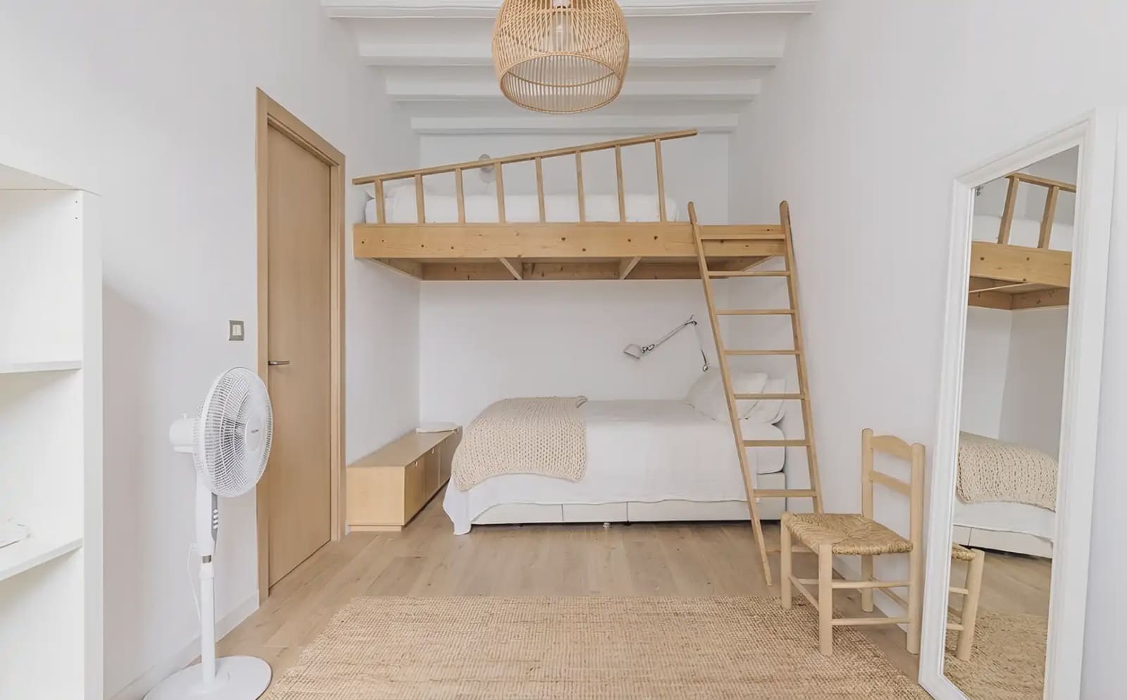 4 quarto Apartamento para venda em Barcelona cidade - 475 000 € (Ref: 9805272)