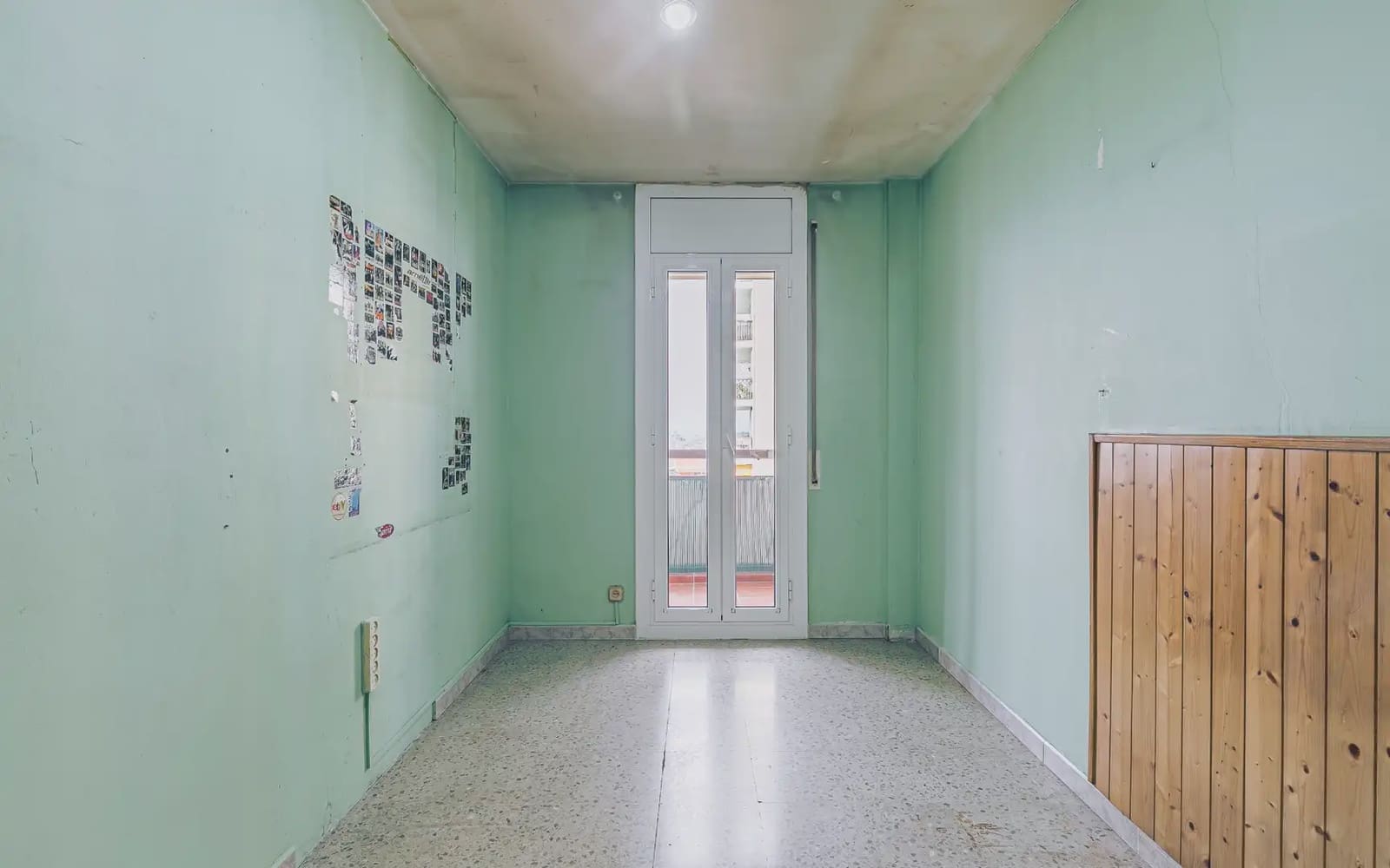 4 Zimmer Wohnung zu verkaufen in Barcelona Stadt mit Garage - 385.000 € (Ref: 9809425)