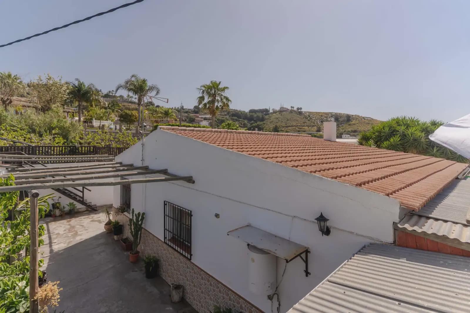 2 sypialnia Finka/Dom wiejski na sprzedaż w Motril z basenem garażem - 370 000 € (Ref: 9810844)