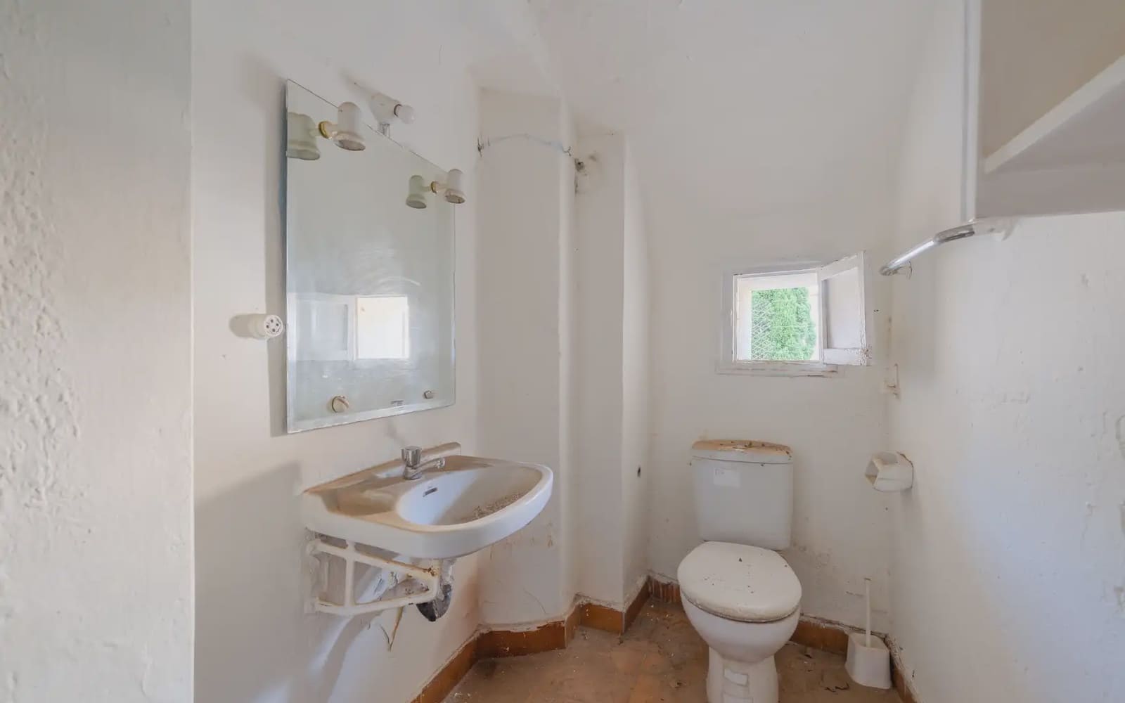 Hotel zu verkaufen in Benaguasil - 475.000 € (Ref: 9814632)