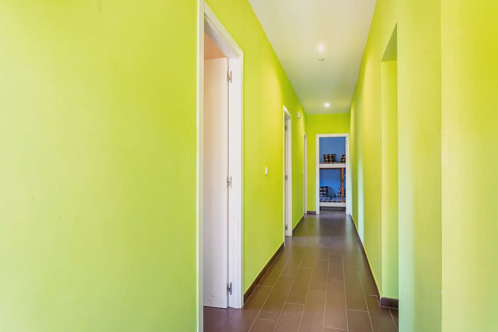8 bedroom Hotel for sale in Montanejos - € 489,000 (Ref: 9819631)