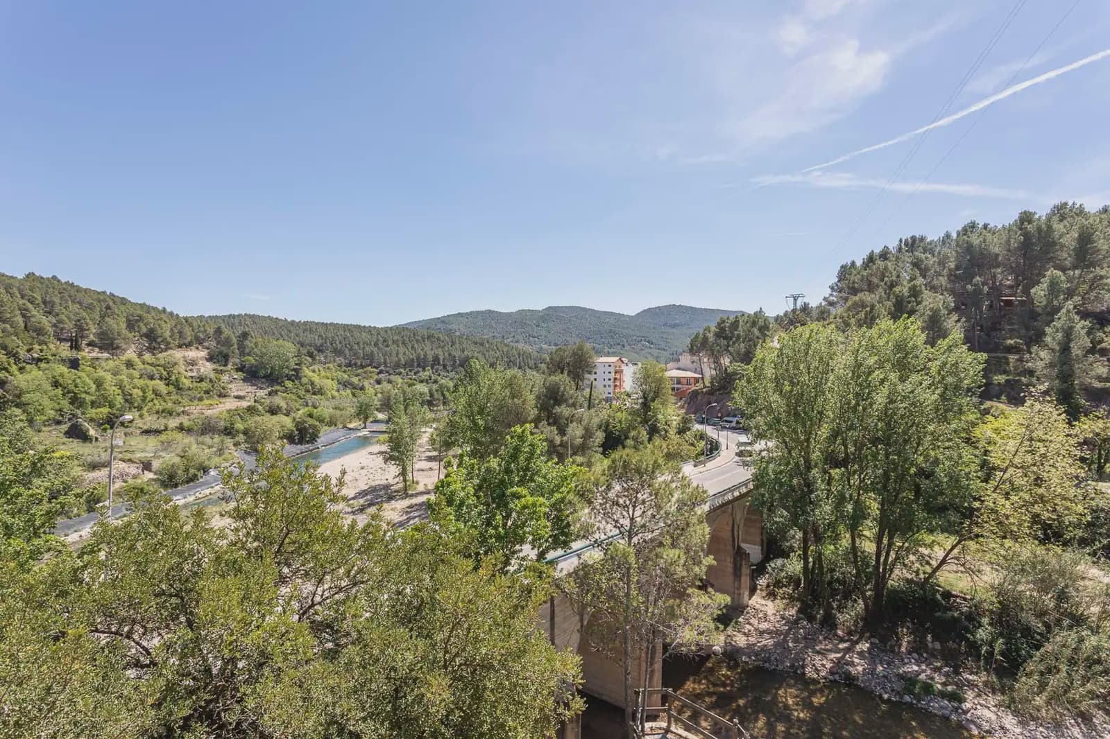 8 bedroom Hotel for sale in Montanejos - € 489,000 (Ref: 9819631)