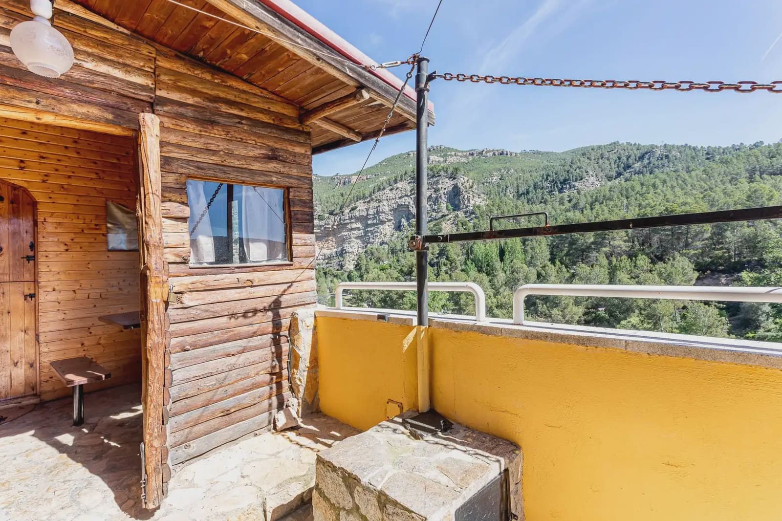 8 bedroom Hotel for sale in Montanejos - € 489,000 (Ref: 9819631)