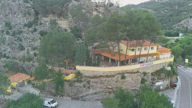 8 bedroom Hotel for sale in Montanejos - € 489,000 (Ref: 9819631)