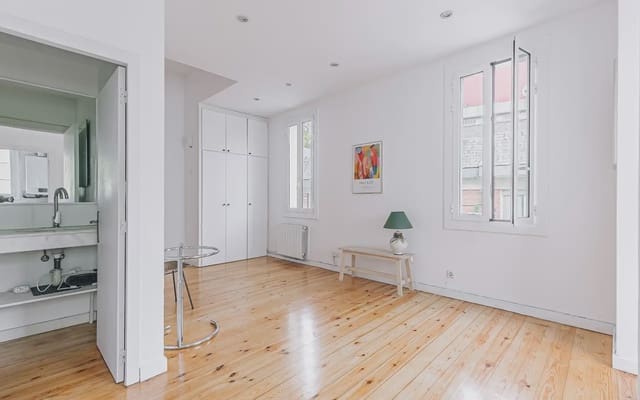1 slaapkamer Flat te koop in El Putxet i El Farró, Barcelona stad - € 415.000 (Ref: 9824053)