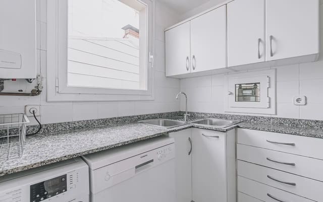 1 slaapkamer Flat te koop in El Putxet i El Farró, Barcelona stad - € 415.000 (Ref: 9824053)