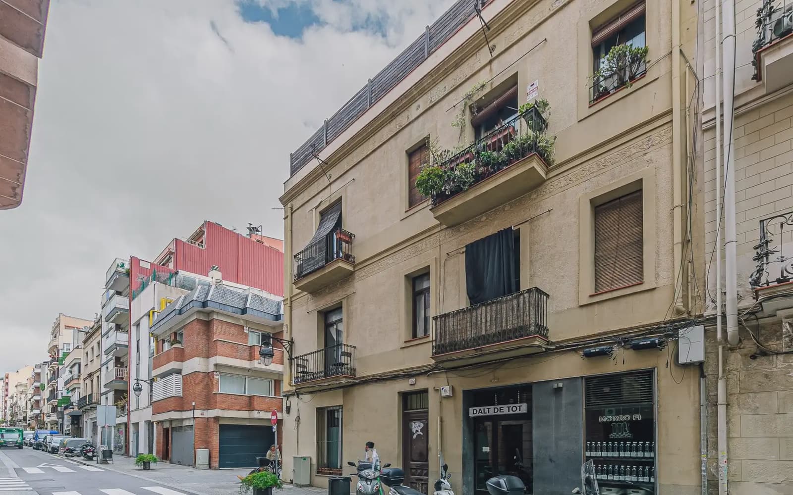 1 slaapkamer Flat te koop in Barcelona stad - € 415.000 (Ref: 9824053)