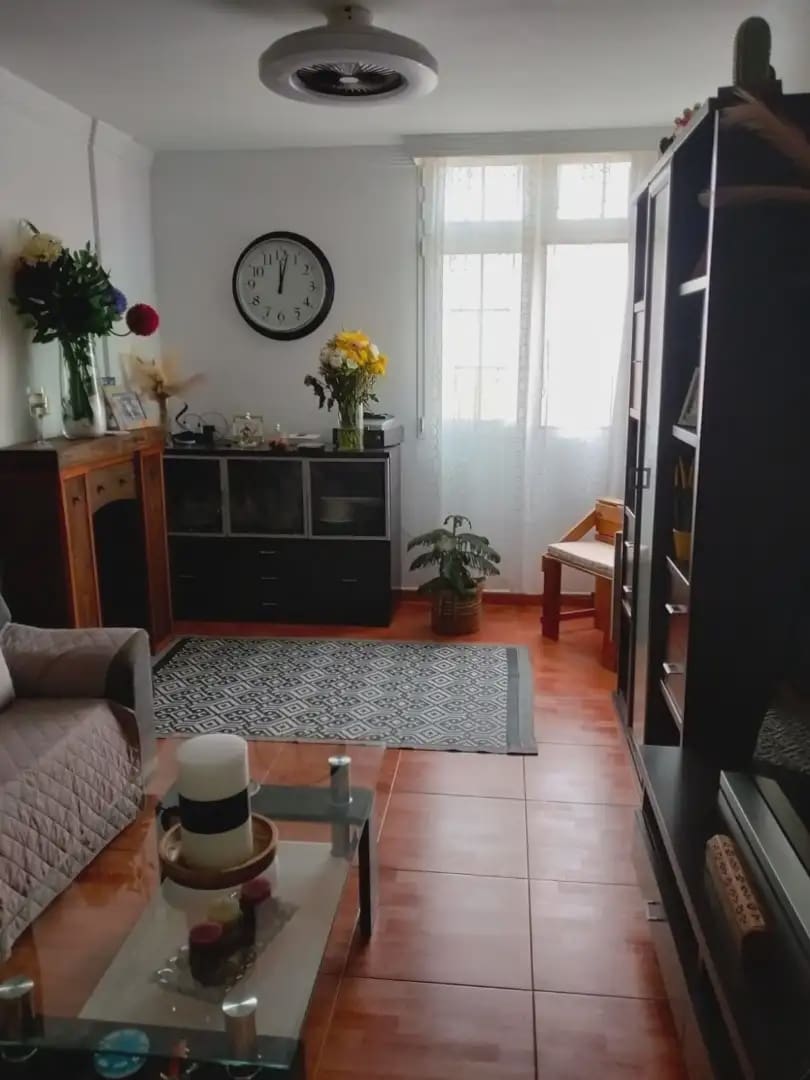 Piso de 3 habitaciones en Las Palmas de Gran Canaria en venta - 199.900 € (Ref: 9827529)