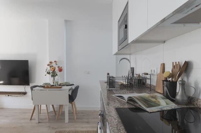 2 slaapkamer Flat te huur in Puerta del Ángel, Madrid stad - € 1.500 (Ref: 9827531)