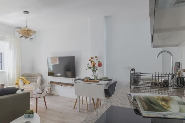 2 slaapkamer Flat te huur in Puerta del Ángel, Madrid stad - € 1.500 (Ref: 9827531)